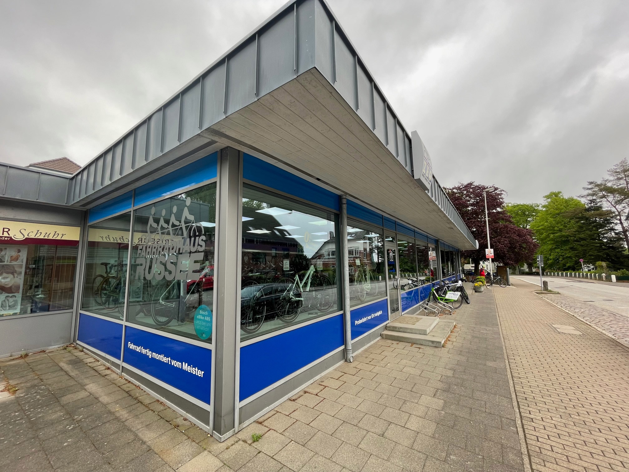 Fahrradhaus-Russee-Aussenansicht-neu-1